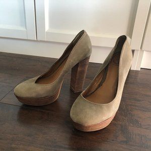 Gianni Bini Platform Heels, size 6.5